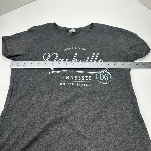 Delta Women's Size Small Tee Shirt Nashville Short Sleeve Gray Preowned - Picture 9 of 12